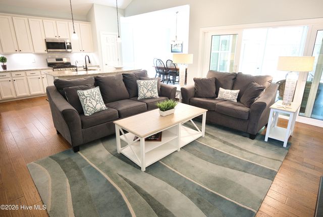 7031 Bonaventure Street SW, Ocean Isle Beach, NC 28469