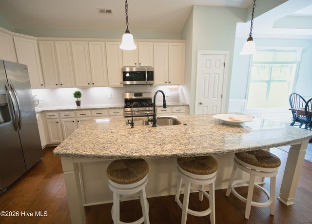 7031 Bonaventure Street SW, Ocean Isle Beach, NC 28469