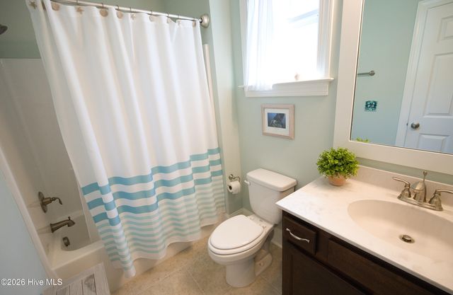 7031 Bonaventure Street SW, Ocean Isle Beach, NC 28469