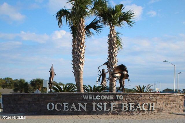 7031 Bonaventure Street SW, Ocean Isle Beach, NC 28469