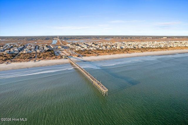 7031 Bonaventure Street SW, Ocean Isle Beach, NC 28469