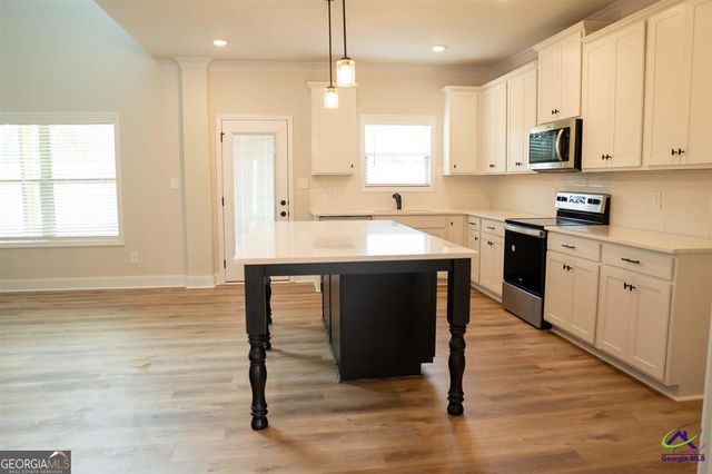 129 Alton Tucker Sr Boulevard, Bonaire, GA 31005