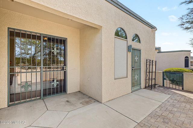 2414 W Vía Di Silvio, Tucson, AZ 85741