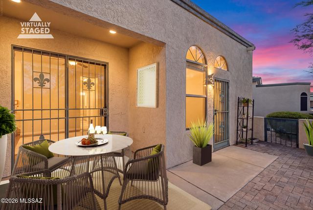 2414 W Vía Di Silvio, Tucson, AZ 85741