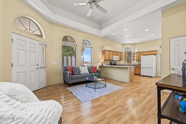 2414 W Vía Di Silvio, Tucson, AZ 85741