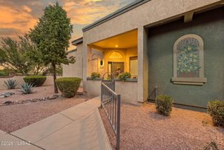 2414 W VÃa Di Silvio, Tucson, AZ 85741