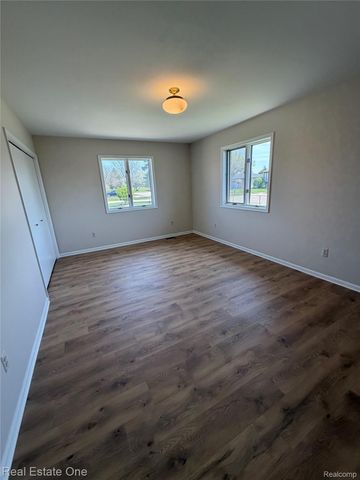 36552 Melbourne Drive, Sterling Heights, MI 48312