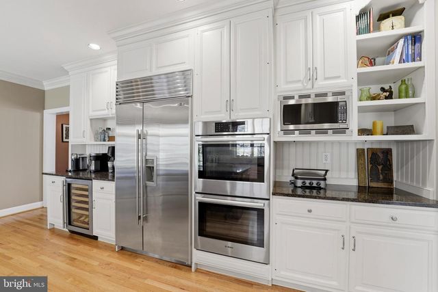 1322 WASHINGTON LN, Jenkintown, PA 19046