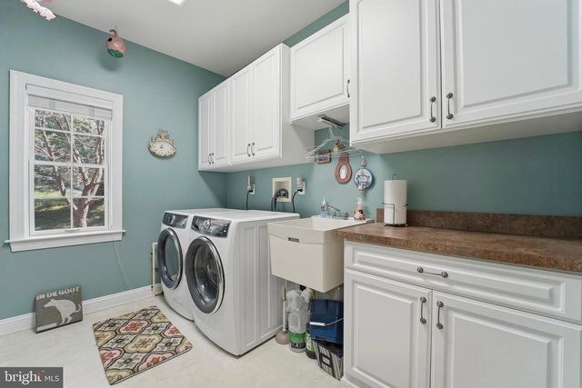 1322 WASHINGTON LN, Jenkintown, PA 19046