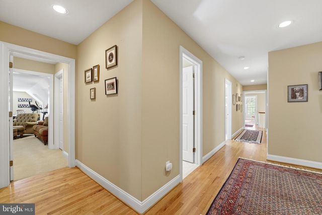 1322 WASHINGTON LN, Jenkintown, PA 19046