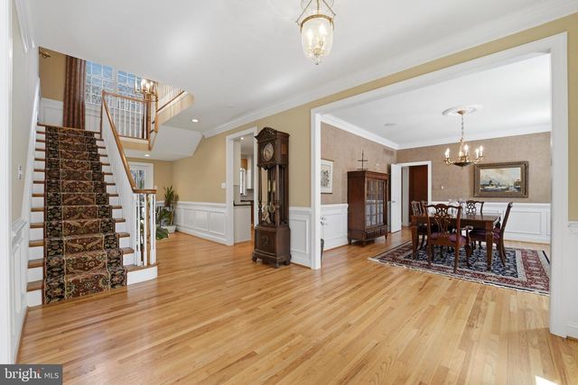 1322 WASHINGTON LN, Jenkintown, PA 19046