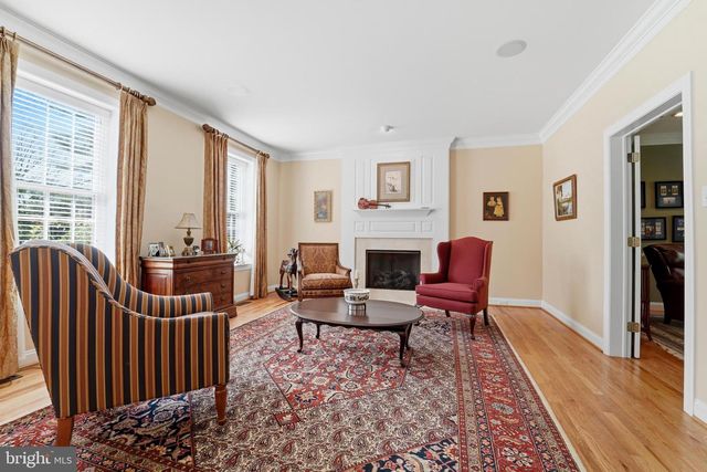1322 WASHINGTON LN, Jenkintown, PA 19046