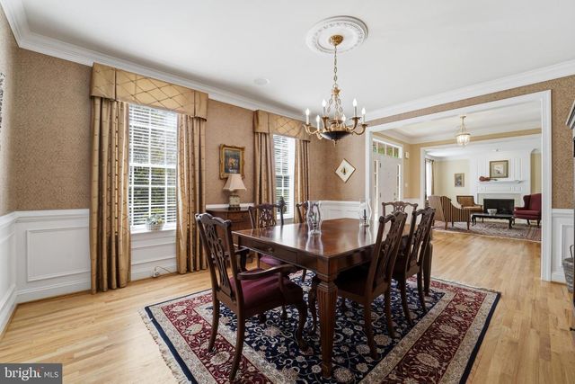 1322 WASHINGTON LN, Jenkintown, PA 19046