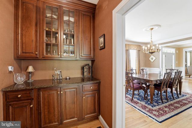 1322 WASHINGTON LN, Jenkintown, PA 19046