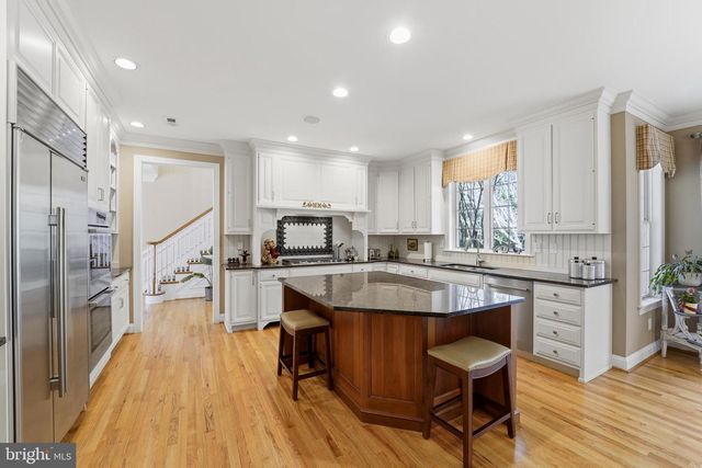 1322 WASHINGTON LN, Jenkintown, PA 19046