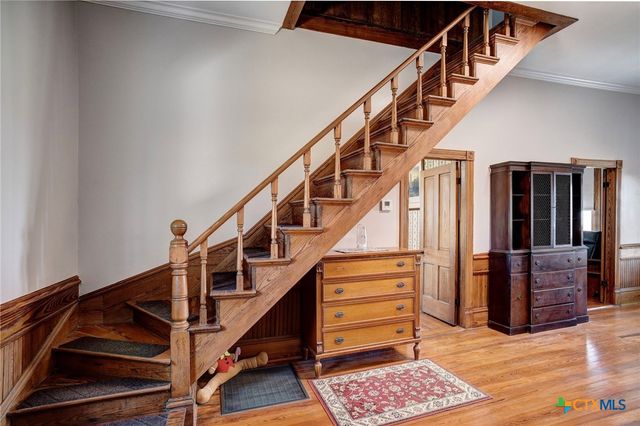 1370 County Road 353, Shiner, TX 77984