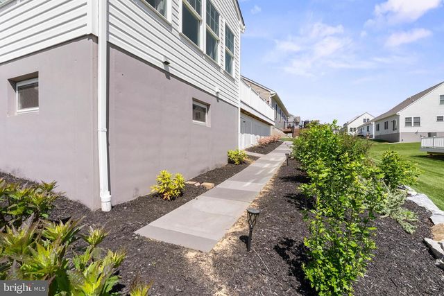 263 GREENWOOD DR, Oxford, PA 19363