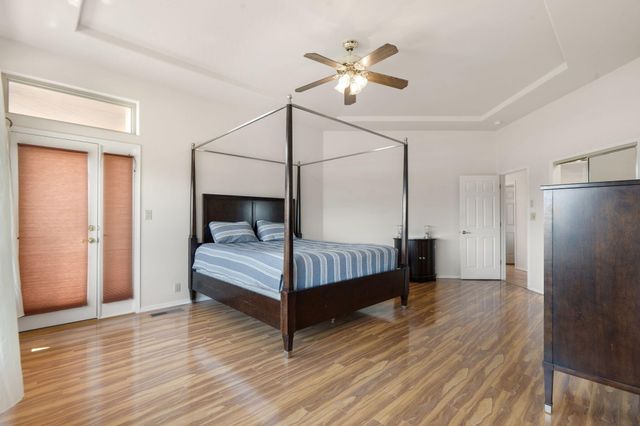 40 Sereno Road, Corrales, NM 87048