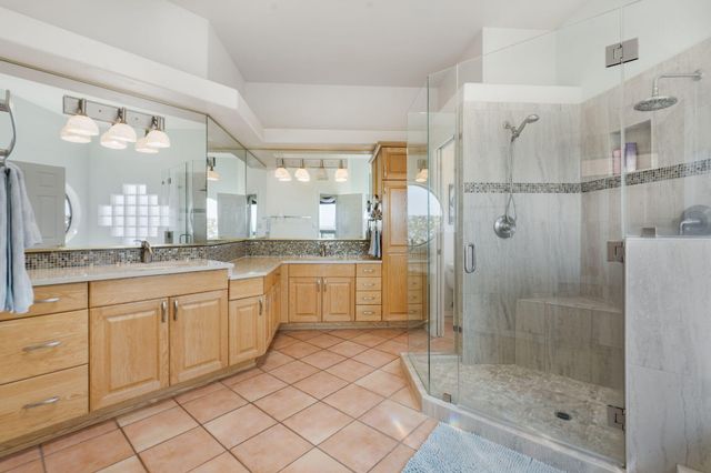 40 Sereno Road, Corrales, NM 87048