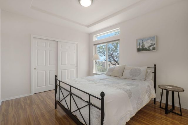 40 Sereno Road, Corrales, NM 87048