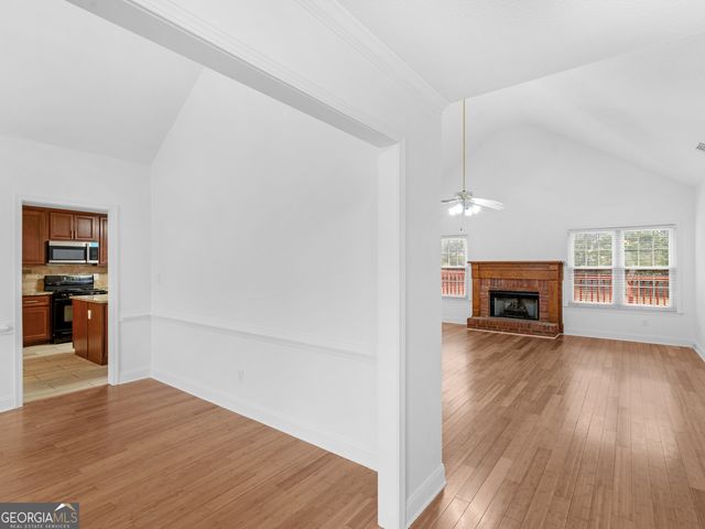 124 Crown Walk, Mcdonough, GA 30253