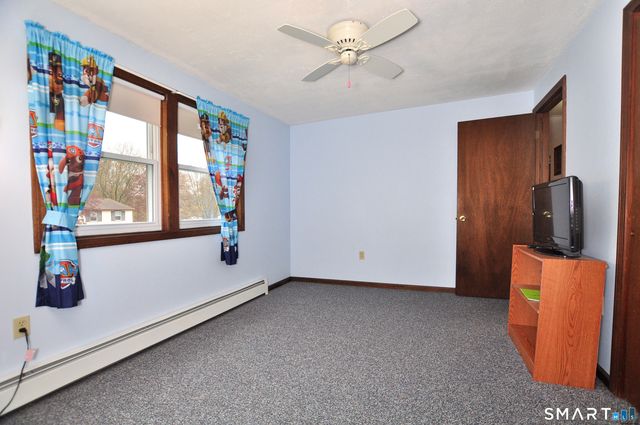 20 Lawrence Lane, Torrington, CT 06790