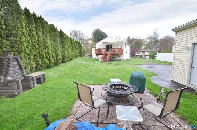 20 Lawrence Lane, Torrington, CT 06790