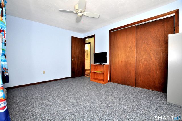 20 Lawrence Lane, Torrington, CT 06790