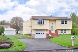 20 Lawrence Lane, Torrington, CT 06790