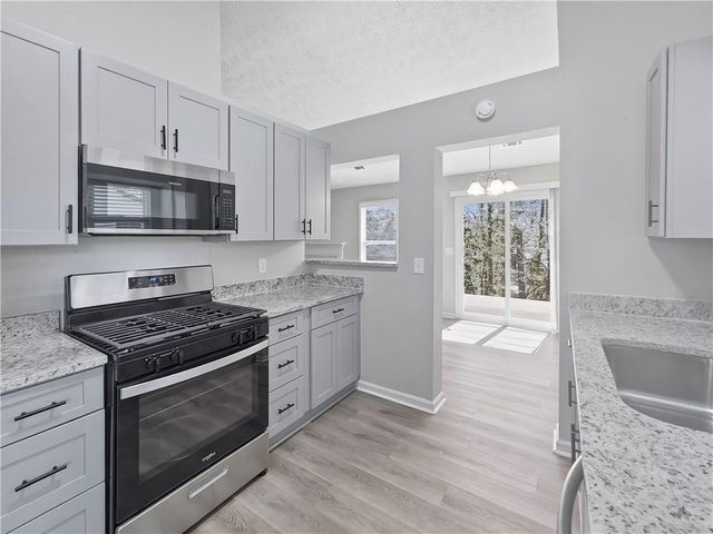 3355 Tia Trace NW, Kennesaw, GA 30152