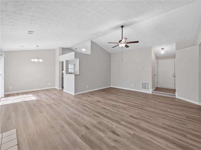 3355 Tia Trace NW, Kennesaw, GA 30152