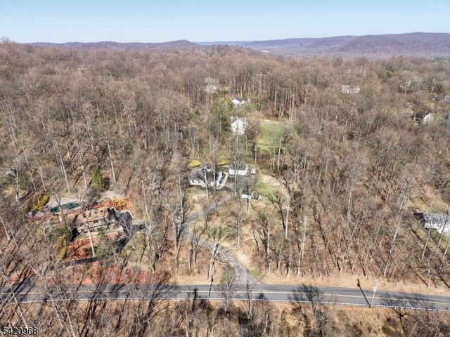 97 Mount Rascal Rd, Independence Twp., NJ 07840