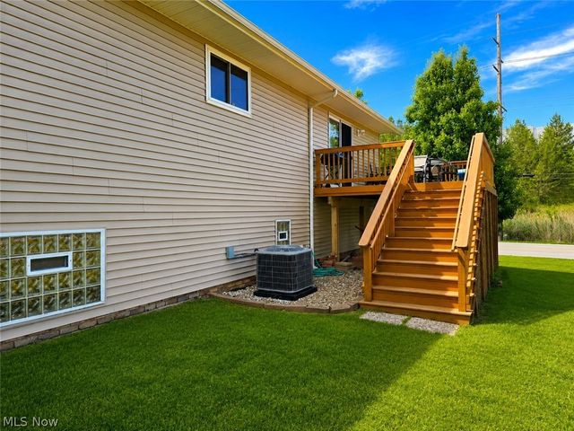 14598 S Gateway Drive, North Royalton, OH 44133