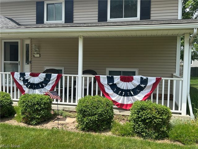 14598 S Gateway Drive, North Royalton, OH 44133