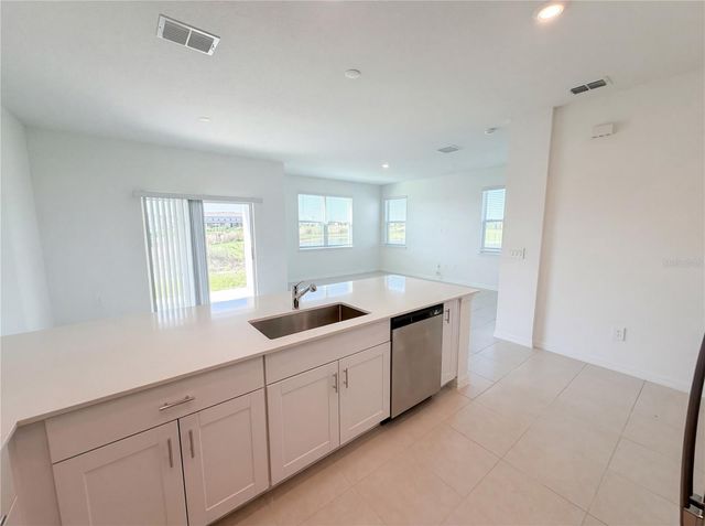 32038 POP ASH PLACE, San Antonio, FL 33576