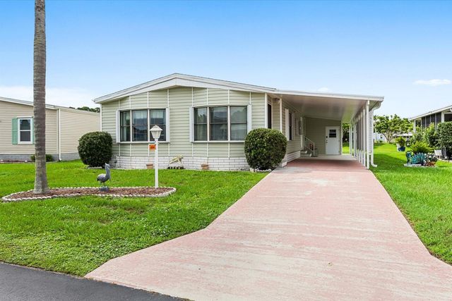 484 TROPICAL ISLES Circle D-32, Fort Pierce, FL 34982