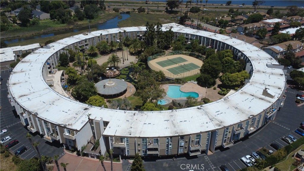 Image 12 of property listing at 3050 Rue Dorleans 274, San Diego, CA 92110