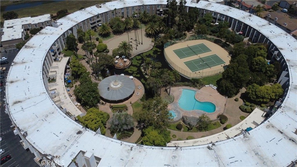 Image 14 of property listing at 3050 Rue Dorleans 274, San Diego, CA 92110