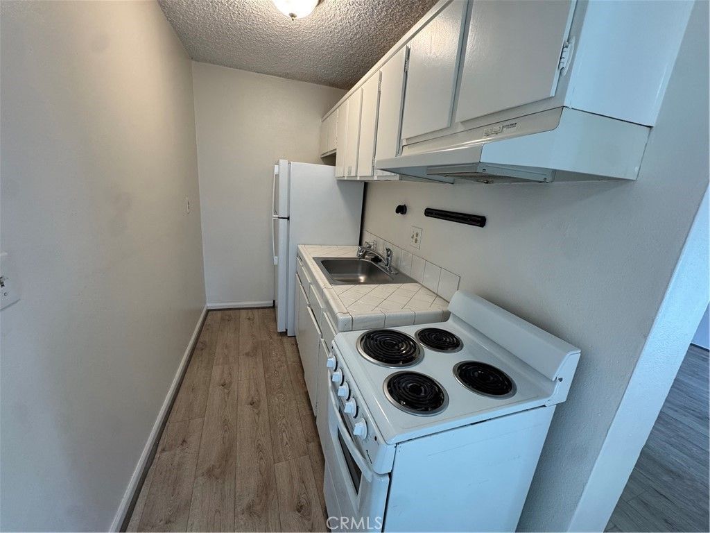 Image 6 of property listing at 3050 Rue Dorleans 274, San Diego, CA 92110
