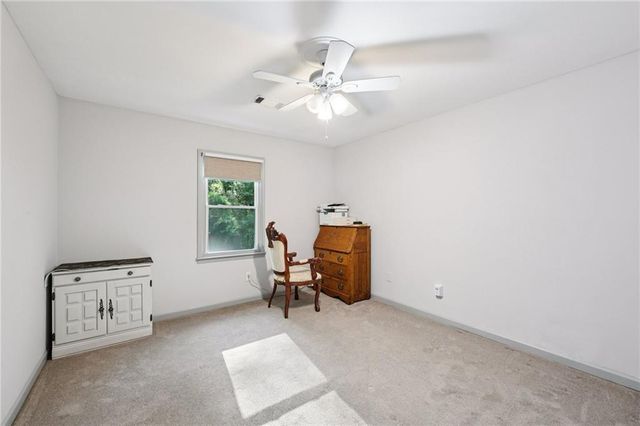 562 Rimrock Trail, Stone Mountain, GA 30083