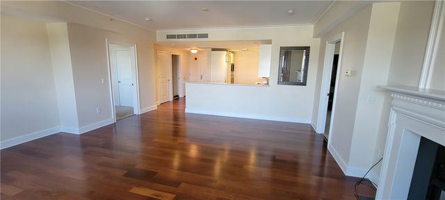 1 Tower Drive 303, Portsmouth, RI 02871