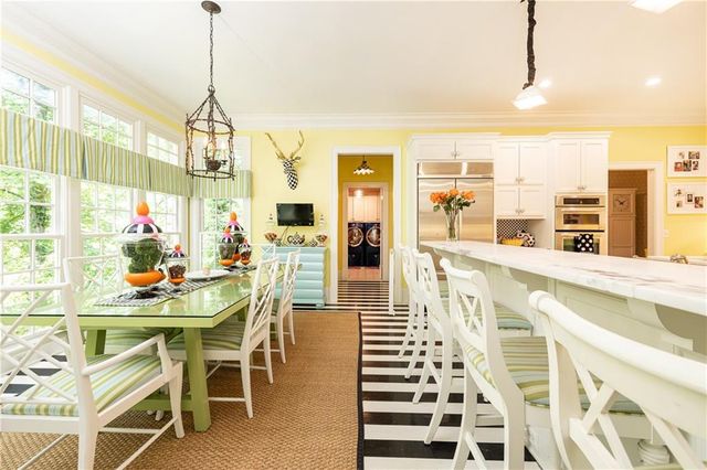 15 Old Paces Place, Atlanta, GA 30327