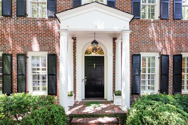 15 Old Paces Place, Atlanta, GA 30327