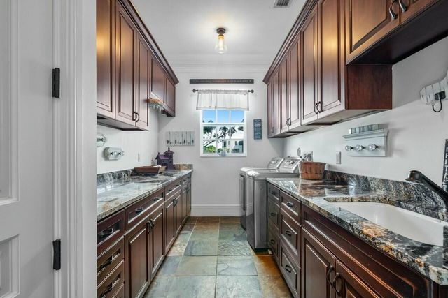 10527 El Paraiso Place, Delray Beach, FL 33446