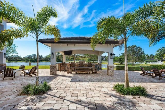 10527 El Paraiso Place, Delray Beach, FL 33446