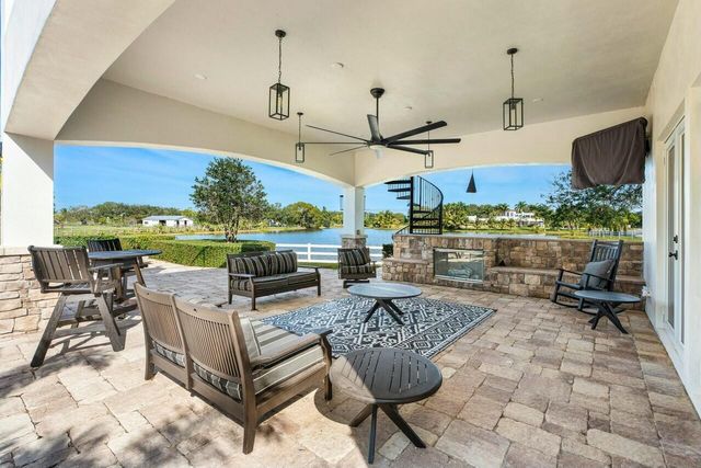 10527 El Paraiso Place, Delray Beach, FL 33446