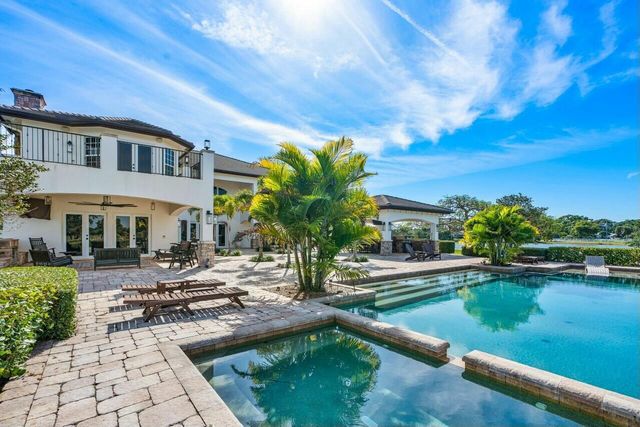 10527 El Paraiso Place, Delray Beach, FL 33446