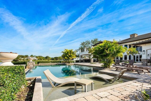 10527 El Paraiso Place, Delray Beach, FL 33446