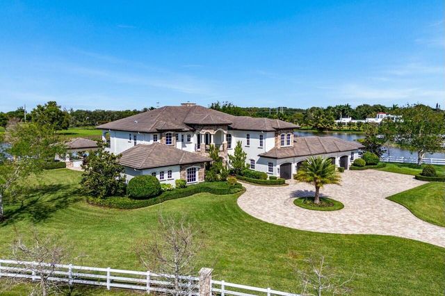 10527 El Paraiso Place, Delray Beach, FL 33446