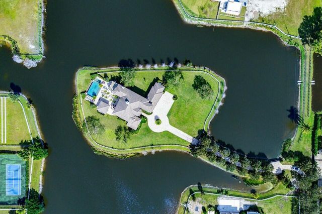 10527 El Paraiso Place, Delray Beach, FL 33446